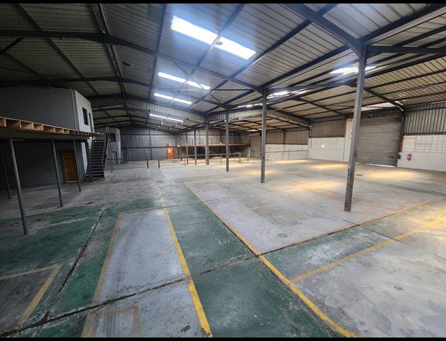 1,200M² WAREHOUSE TO LET IN WADEVILLE